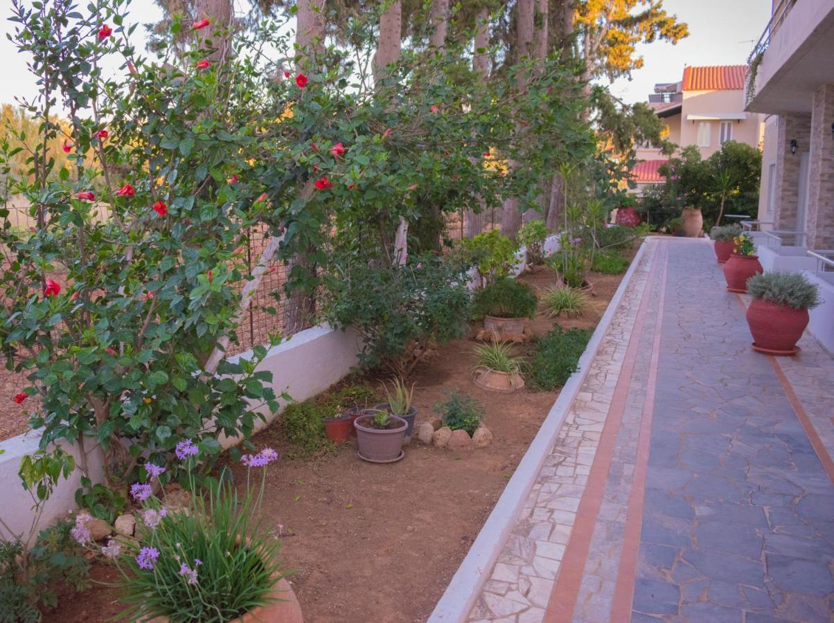 Stefanie Studios Agia Marina Exterior foto