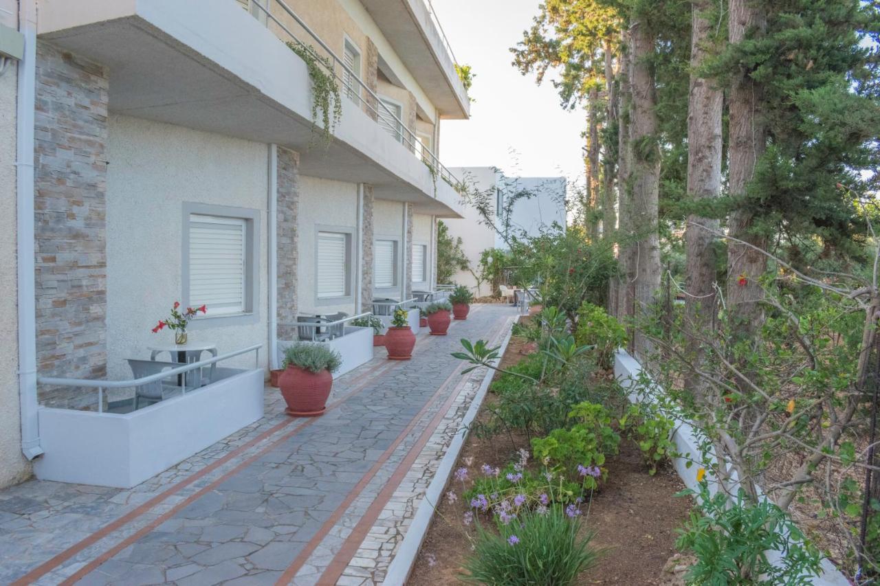 Stefanie Studios Agia Marina Exterior foto