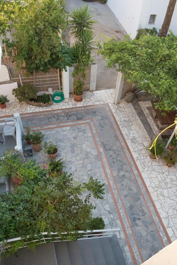 Stefanie Studios Agia Marina Exterior foto